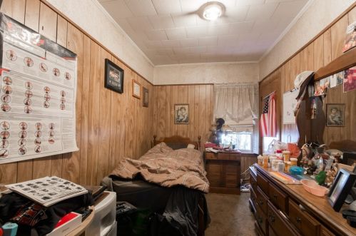 181 Division St, Fall River MA  02721-1040 exterior