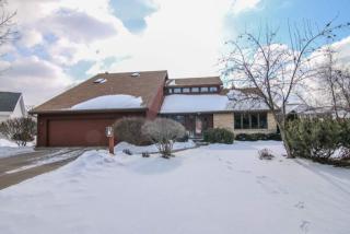6307 Sleepy Hollow Cir, Madison, WI 53562-3836