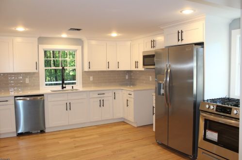 15 Main St, Califon NJ  07830-4309 exterior