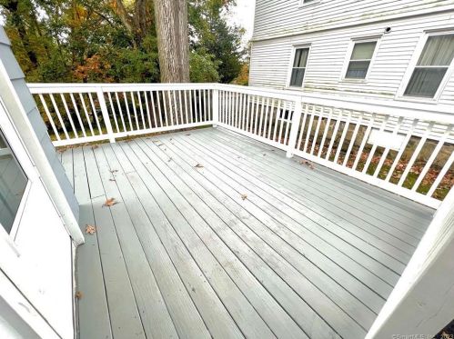 55 Raymond St, United States Coast Guard Ac CT  06320-3831 exterior