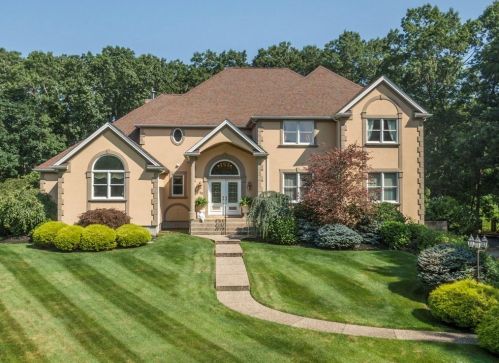 29 Claridge Rd, Seekonk, MA 02771-2805