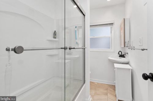 4561 Berkley St, Harrisburg PA 17109-4403 exterior