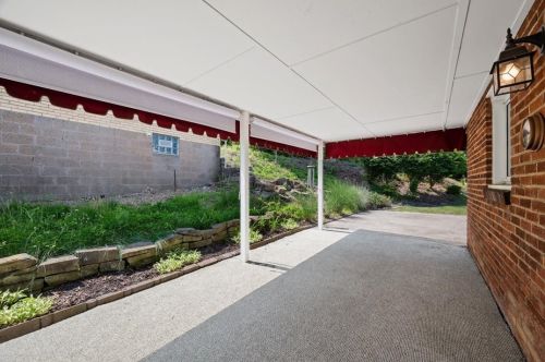 5621 Villa Haven Dr, Pittsburgh PA  15236-3314 exterior