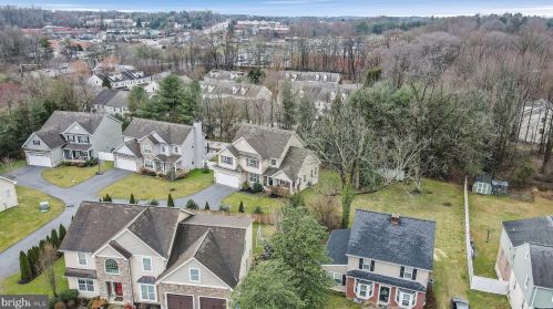 503 Pennock Ave, Kennett Sq PA  19348-1813 exterior