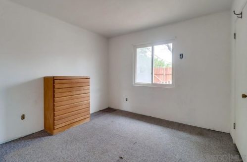 5735 Amarillo Ave, La Mesa CA 91942-2889 exterior