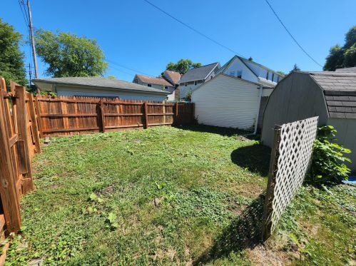 1022 Holt Ave, Milwaukee WI 53207-3540 exterior