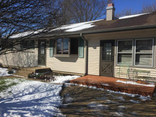 8739 79th St, Hales Corners, WI 53132-9766