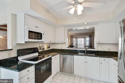 128 Attic Ct, Wilmington, DE 19808-1139
