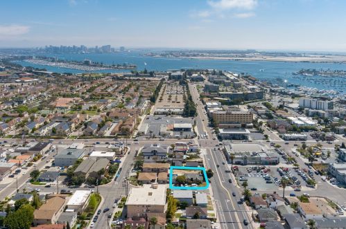 3046 Nimitz Blvd, San Diego, CA 92106-2245