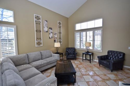 43511 Calle Nacido, Temecula CA  92592-3036 exterior