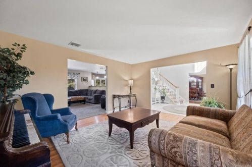 23 Horton Rd, Washingtonville NY  10992-1427 exterior