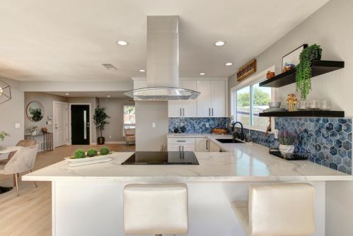 7221 Windjammer Way, Citrus Heights CA  95621-3440 exterior