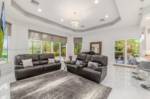 8801 One Putt Pl, Fort Pierce FL  34986-3068 exterior