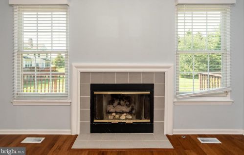 118 Shoal Creek Dr, Blue Bell PA  19422-3250 exterior