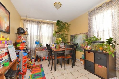 107-17 Van Wyck Expy, Jamaica, NY 11435-1502
