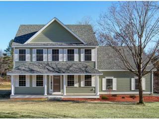 172 Lovers Ln, Auburn, NH 03032
