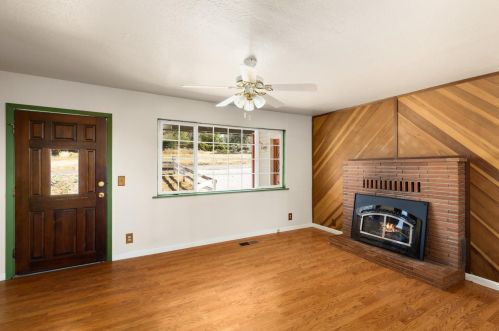 544 Douglas Ave, Grass Valley CA  95945-5044 exterior