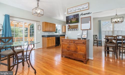 6029 Hot Spring Ln, Fredericksburg VA  22407-3708 exterior