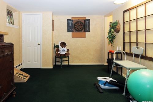 107 Scudder Pl, Northport NY  11768-3027 exterior