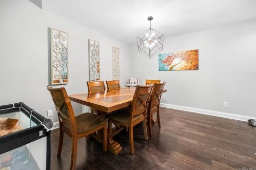 22 Pembrooke Ct, Tompkins Corners NY  10579-3247 exterior