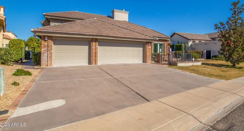 8222 Del Cadena Dr, Scottsdale AZ  85258-2319 exterior