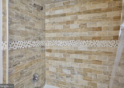 116 Lupton Ave, West Deptford NJ  08096-2313 exterior