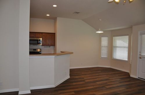 220 Challenger, Uhland, TX 78640-6034
