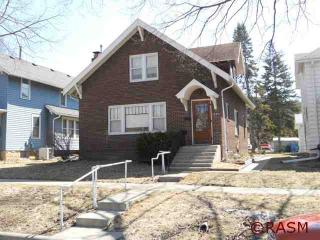 1407 4th St, Mankato, MN 56001-3209
