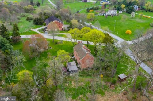 440 Franklin Church Rd, Siddonsburg PA  17019-9766 exterior