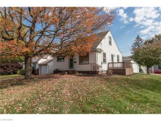 4426 Packard Ave, Canton, OH 44709-1813