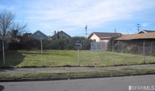 685 8th St, Richmond, CA 94801-2779