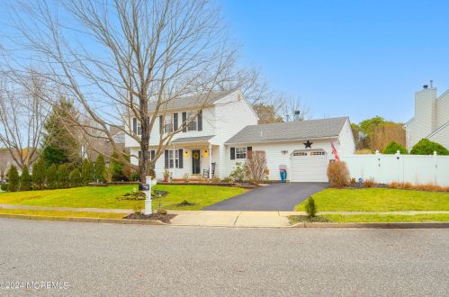 444 Vista Ct, Bricktown NJ  08724-5313 exterior