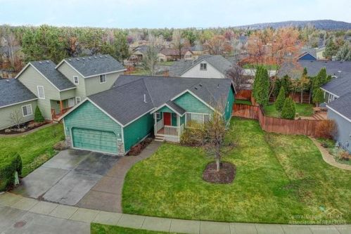 3217 Stonebrook Dr, Bend, OR 97701-6647