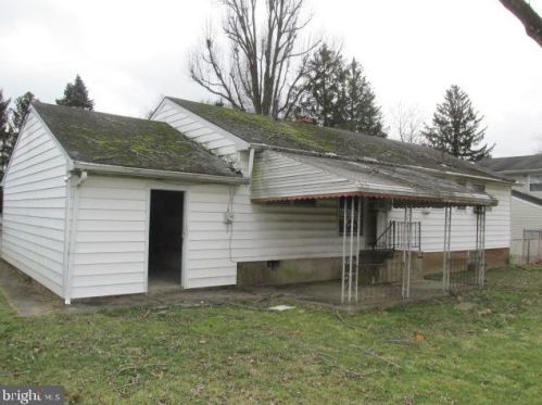 2757 Princeton Pike, Lawrence Township NJ  08648-3220 exterior