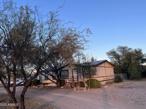 1419 Cottonwood Ln, Mescal, AZ 85602-7901
