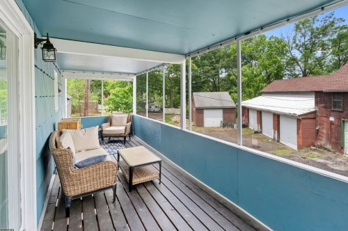 5 Dickerson Rd, Parsippany NJ  07054-2413 exterior