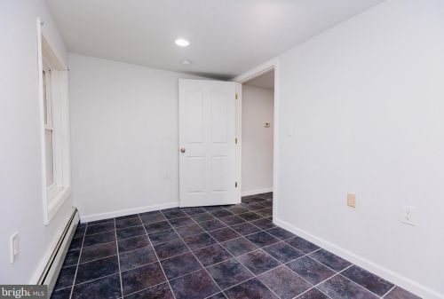 223 Meadow Dr, Yardley PA  19067-1311 exterior