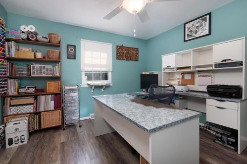 140 Vista Dr, Easton PA  18042-7202 exterior