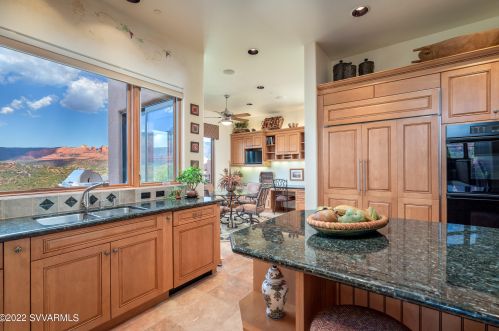 206 Calle Francesca, Sedona AZ 86336-4760 exterior