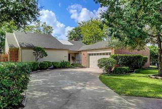 12411 Rocky Knoll Dr, Houston TX  77077-5833 exterior