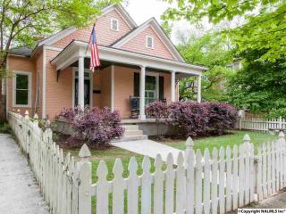 619 Johnston St, Decatur, AL 35601-3135