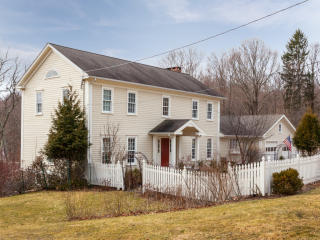 19 Taber Rd, Sherman, CT 06784-1224