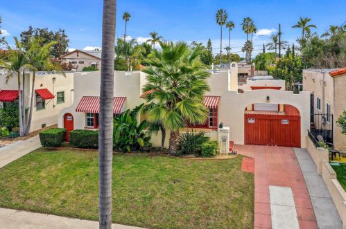 4643 Kensington Dr, San Diego, CA 92116-3824