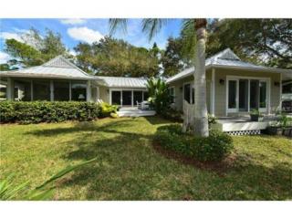 7208 Pine Needle Rd, Sarasota, FL 34242-2623