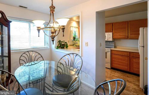 11 Paladin Dr, Wilmington, DE 19802-1746