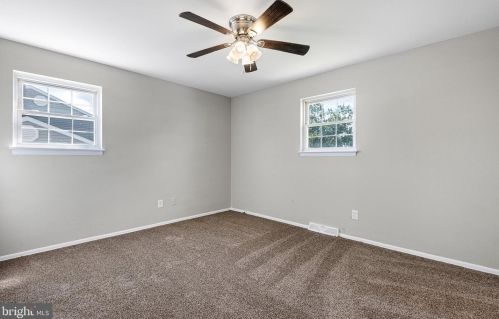 1104 Overhill Ct, Wilmington DE  19810-3108 exterior