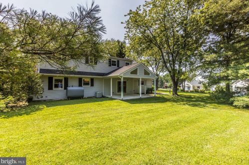 3105 Taft Rd, Norristown PA  19403-4053 exterior