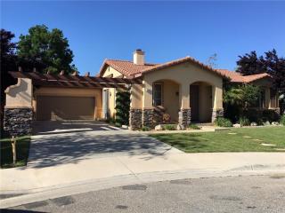 1196 Woodburn Cir, Beaumont, CA 92223-7027