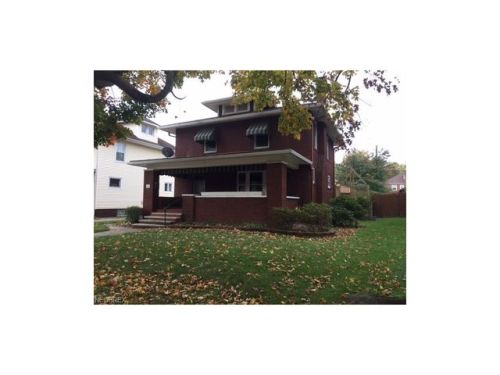 221 Bellflower Ave, Canton, OH 44708-5605