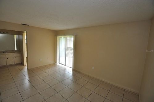 127 Shannon Dr, Lakeland FL  33809-6112 exterior